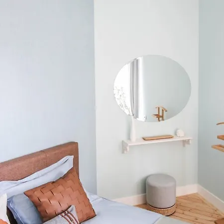 Modern In City Center! Appartement *